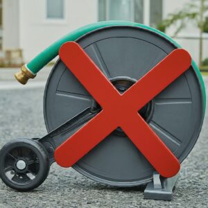 Say no to old, manual hose reels.